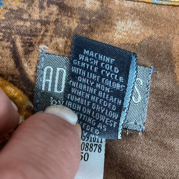 Additions by Chico’s Metallic Gold Brocade Tapestry  Paisley Long Jacket Size 2 - Picture 6 of 6